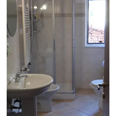 Da Tina Guest house *